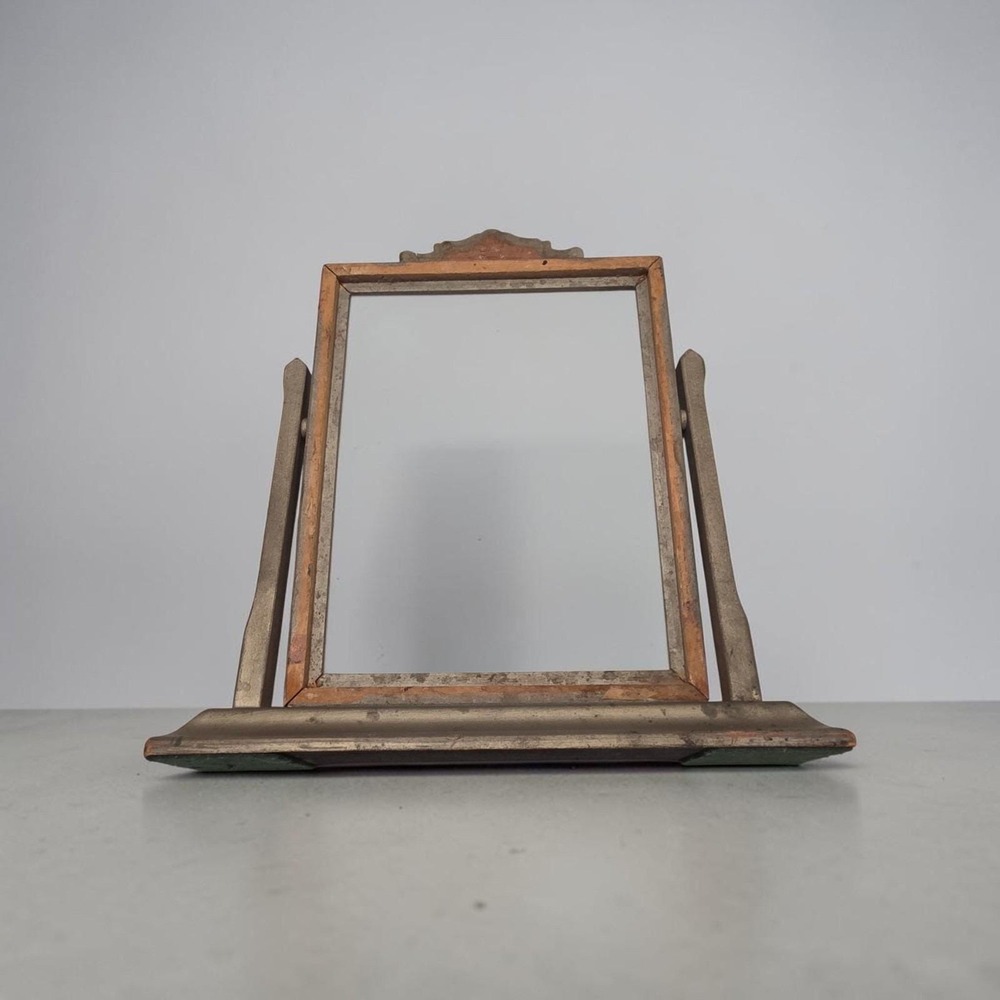 Art Deco Carved Gilt Wood Frame On Stand 12" Tall 7.25x9 Opening - Vintage